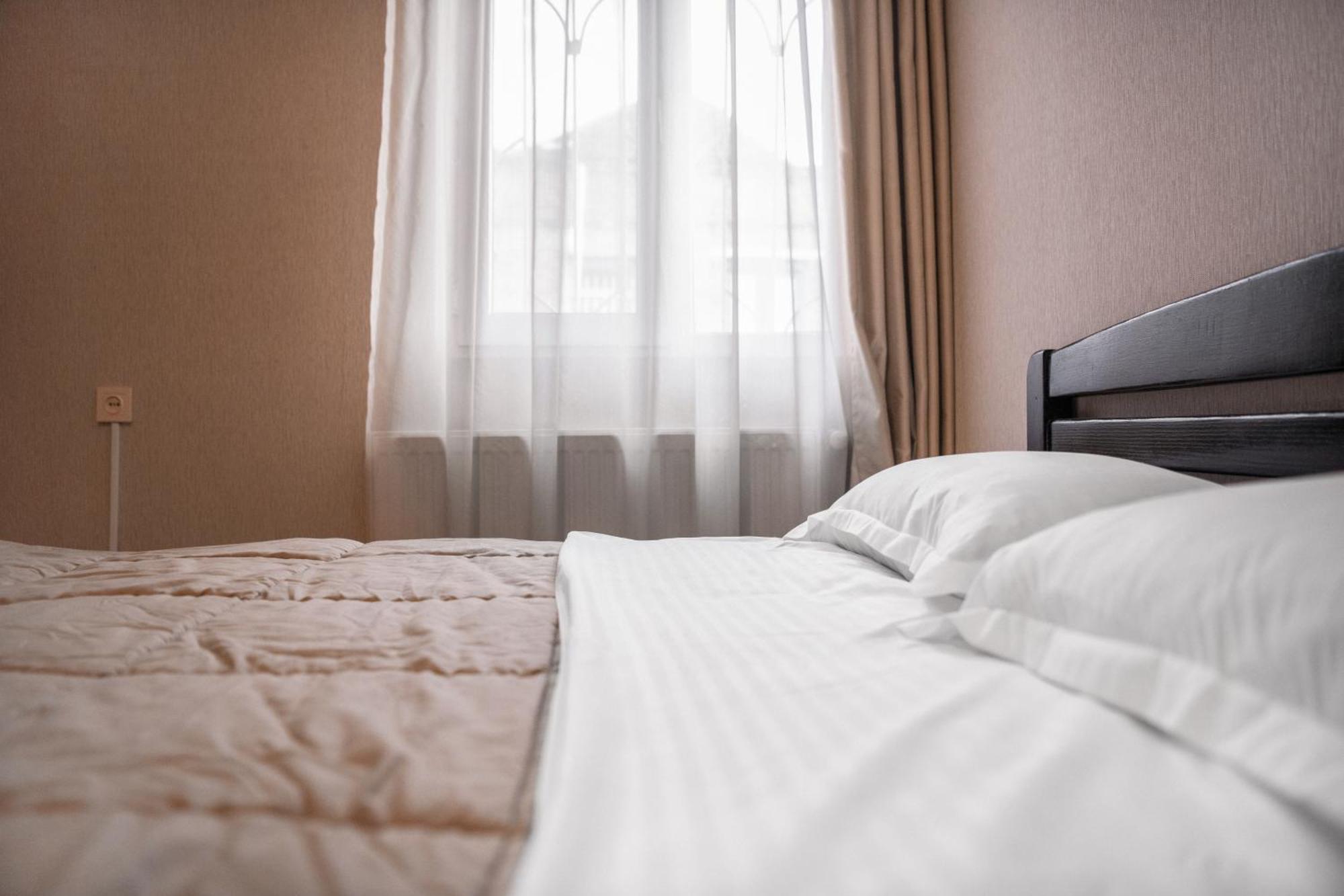Lotus Hotel Tbilisi Eksteriør bilde